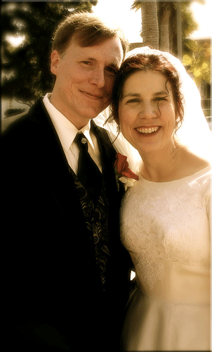 Carl and Elinor, the happy couple